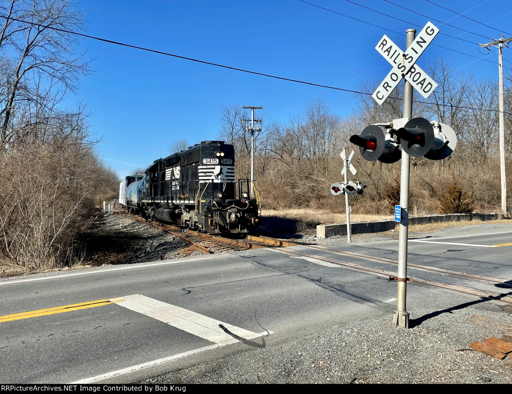 NS Cement Secondary Local Train H75 at the Daniels Rd grade crossing